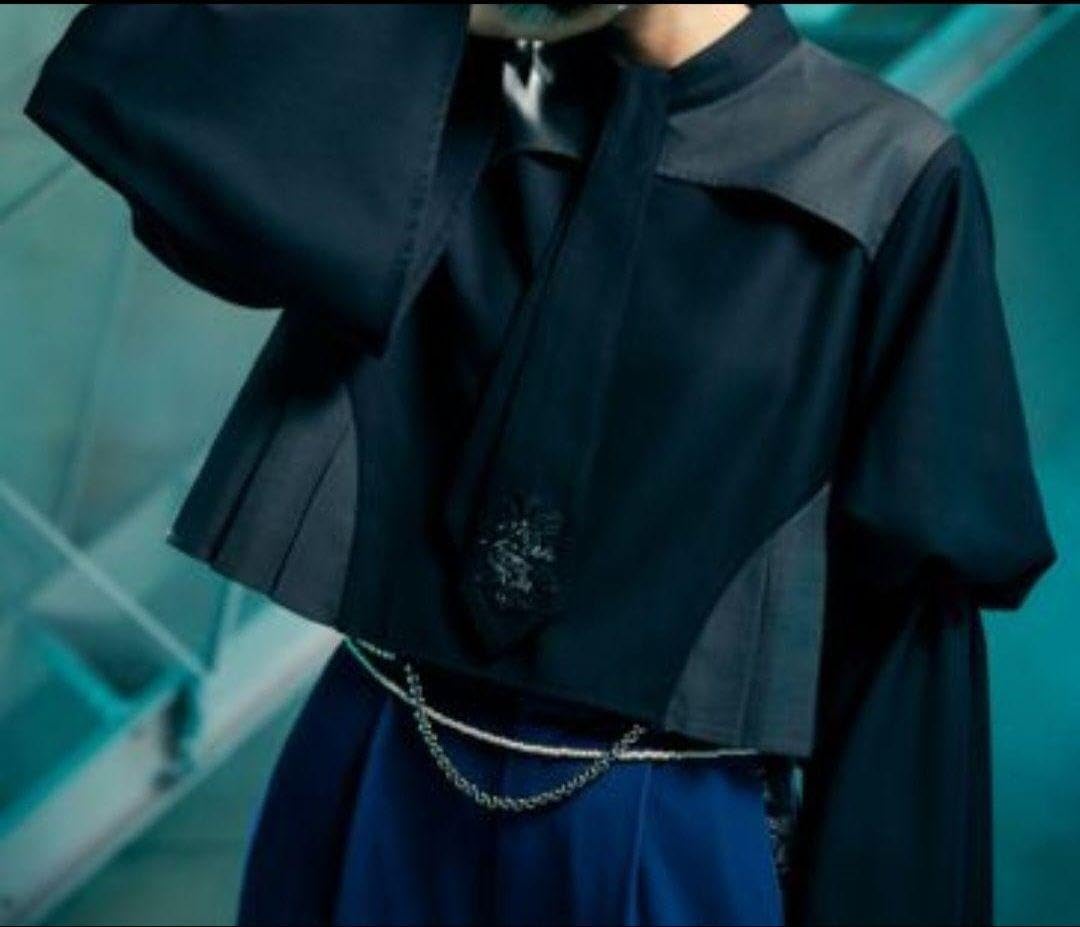 Ado×HARE シシュウネクタイショートシャツ特典付 ファッション